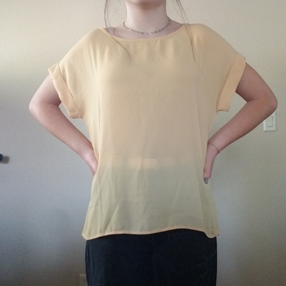 Forever 21 Light Yellow Blouse - Picture 4 of 6